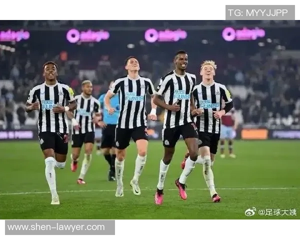 欧联杯惊心动魄拜仁逆转巴萨引发转会风波与球迷热议