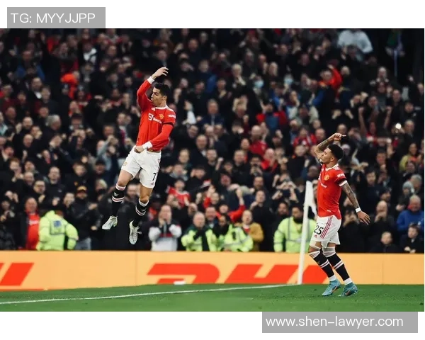 意甲激情对决曼城与热刺战成平局帽子戏法点燃全场气氛